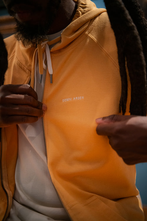 Domni Arden Essential Hoodie